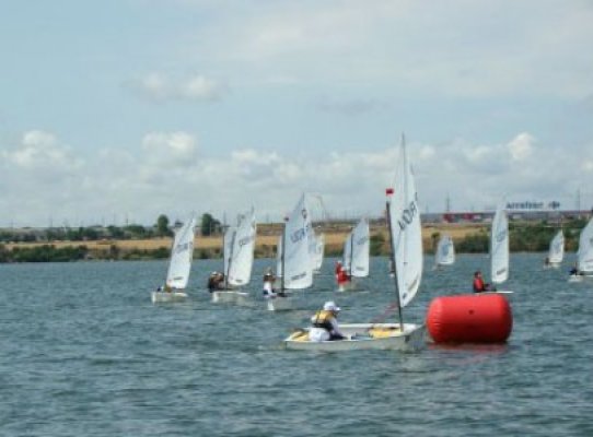Cupa Electrica şi Campionatul Judeţean de Yachting şi-a anunţat câştigătorii